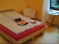 Pinkhomecologne-Guesthouse