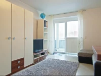 1491 Private Apartment West Fair