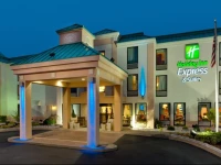 Holiday Inn Express & Suites Allentown-Dorney Park Area