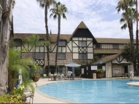 Anaheim Majestic Garden Hotel
