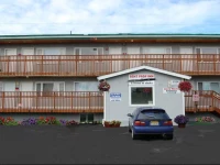 Bent Prop Inn and Hostel of Alaska - Midtown