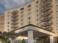 Arlington Court Suites Hotel