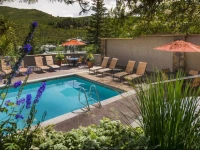 The Pines Lodge, a RockResort