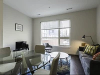 Spacious Studio w/ Gym in Brighton