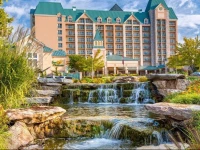 Chateau on the Lake Resort Spa