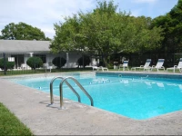 Chatham Seafarer Inn