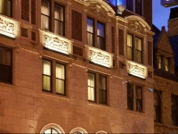 Hotel Cass - A Holiday Inn Express at Magnificent Mile