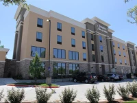 Hampton Inn & Suites Dallas Market Center