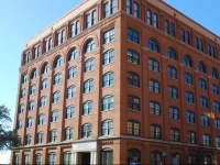 South Ervay Street Apartment by Stay Alfred