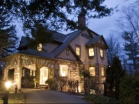 North Lodge on Oakland Bed and Breakfast