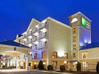 Holiday Inn Express & Suites Asheville SW - Outlet Ctr Area