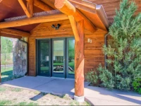 Year Round Estes Park Condo B3
