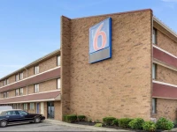 Motel 6 Columbus - Worthington I-270 High St