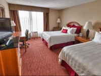 Crowne Plaza Hotel Fort Myers at Bell Tower Shops