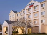 Fairfield Inn and Suites Fort Worth University Drive