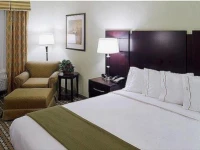 Holiday Inn Express Hotel & Suites Fort Worth I-35 Western Center