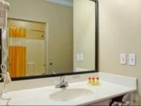 Magnuson Hotel and Suites Gulf Shores