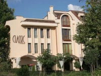 Classic Boutique Hotel and Restaurant (РљР»Р°СЃСЃРёРє Р‘СѓС‚РёРє РћС‚РµР»СЊ СЌРЅРґ Р РµСЃС‚РѕСЂР°РЅ) 3*