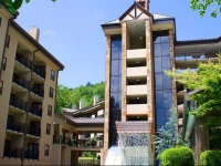 Gatlinburg Town Square by Exploria Resorts