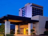 Ramada Plaza Cincinnati Sharonville