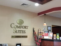 Comfort Suites Four Seasons
