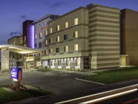 Fairfield Inn and Suites Hutchinson