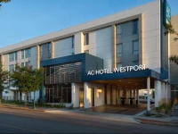 AC Hotel Kansas City Westport