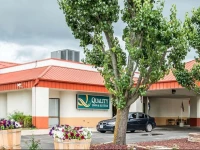 Quality Inn & Suites Kansas City I-435N Near Sports Complex