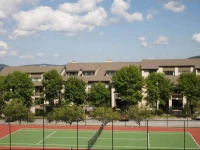 Pinnacle Condominiums