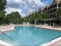 Palisades, a Two- and Three-Bedroom Apartment Resort