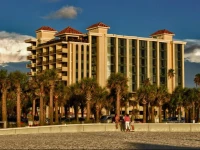 Pier House 60 Marina Hotel