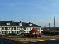 Travelodge - Commerce