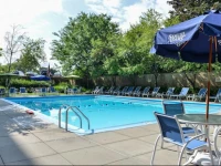 Courtyard by Marriott New York LaGuardia Airport