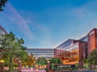 LaGuardia Plaza Hotel