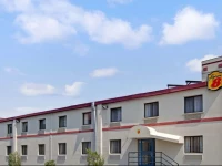 Super 8 Long Island City