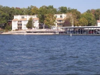 Lake Ozark Vacations 3*
