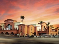 Silver Sevens Hotel & Casino