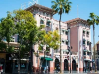 Hollywood Miranda Apartel