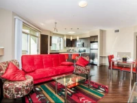 Hollywood Orion Apartment