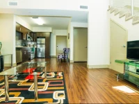 Hollywood Sunset Apartment