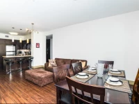 The Hollywood Madonna Apartment 4*