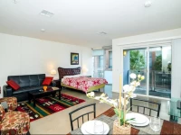 Wilshire Residence Apartment 4*