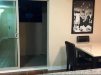 Hollywood Tower Apartment