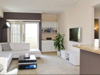 Luxury Apartment Near The Grove