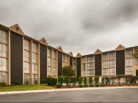 Louisville Airport Expo Center Hotel