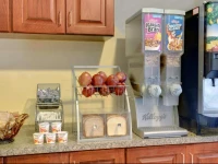 Super 8 Louisville - Expo Center