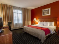 Clarion Inn & Suites Miami International Airport