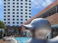 SLS Hotel South Beach