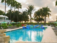 Kimpton Surfcomber Hotel