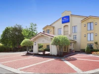 Baymont Inn & Suites - Marietta